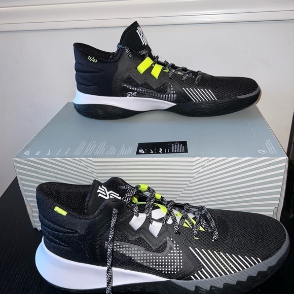 Nike Kyrie Flytrap V EP Black White Basketball DC8991-002 Men Size 14 - Picture 7 of 11
